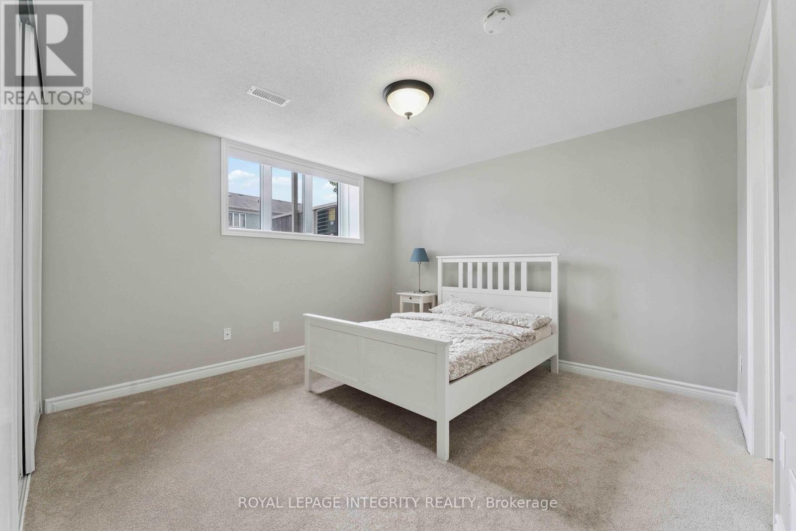 












A - 616 CHAPMAN MILLS DRIVE

,
Ottawa,




Ontario
K2J0V4

