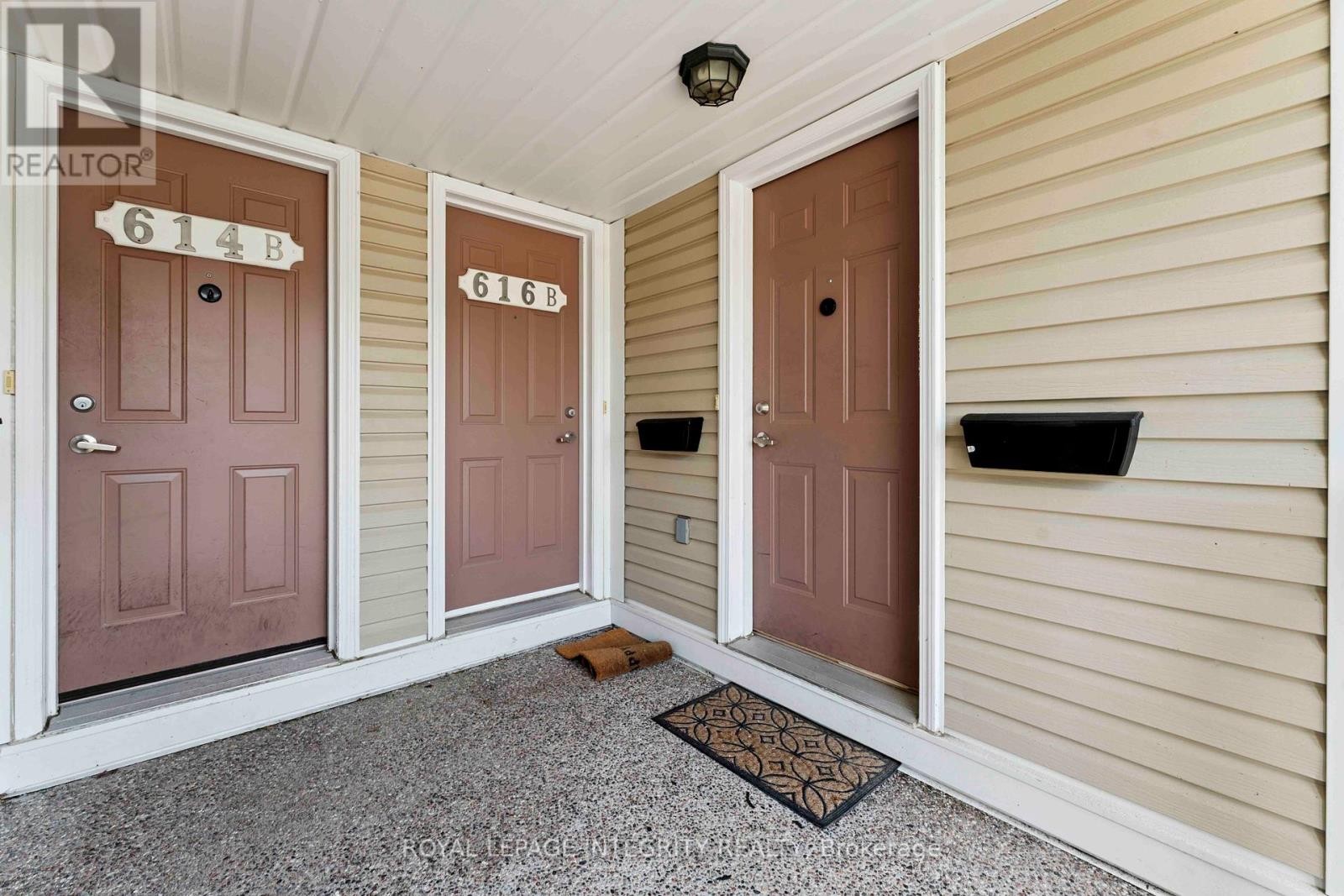 












A - 616 CHAPMAN MILLS DRIVE

,
Ottawa,




Ontario
K2J0V4


