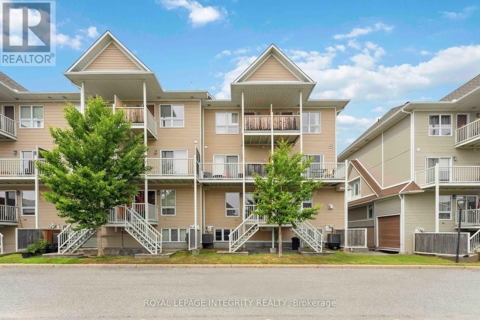 












A - 616 CHAPMAN MILLS DRIVE

,
Ottawa,




Ontario
K2J0V4

