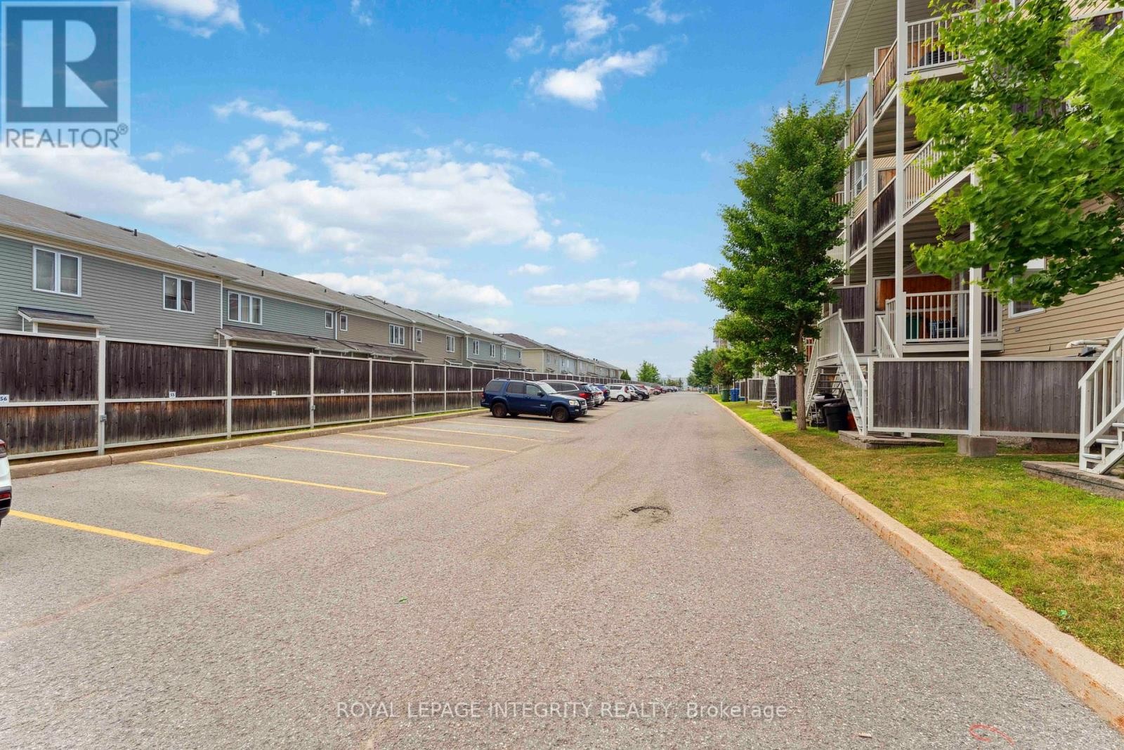 












A - 616 CHAPMAN MILLS DRIVE

,
Ottawa,




Ontario
K2J0V4

