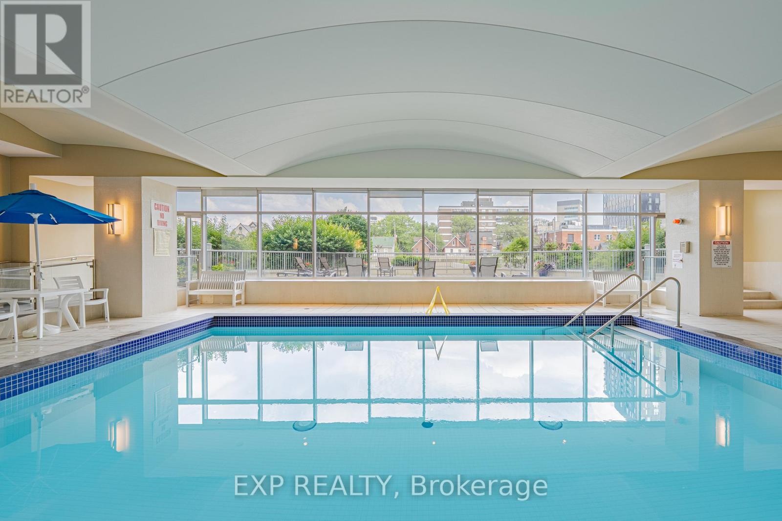 












302 - 200 RIDEAU STREET

,
Ottawa,




Ontario
K1N5Y1

