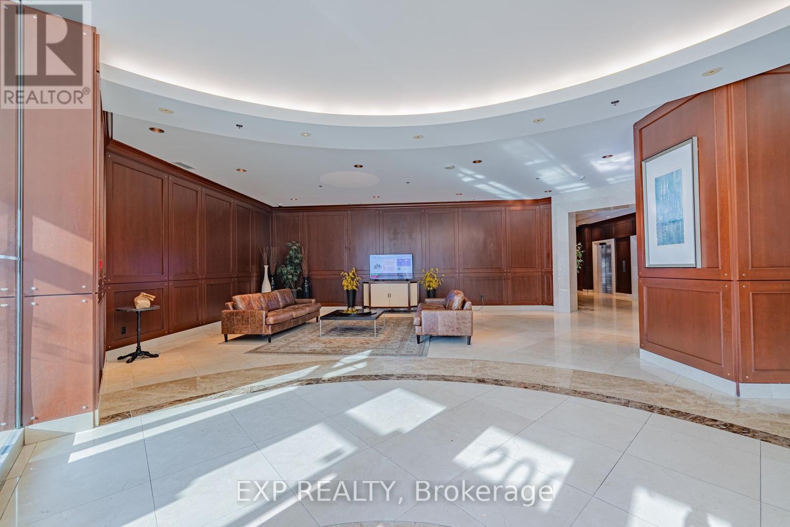 












302 - 200 RIDEAU STREET

,
Ottawa,




Ontario
K1N5Y1

