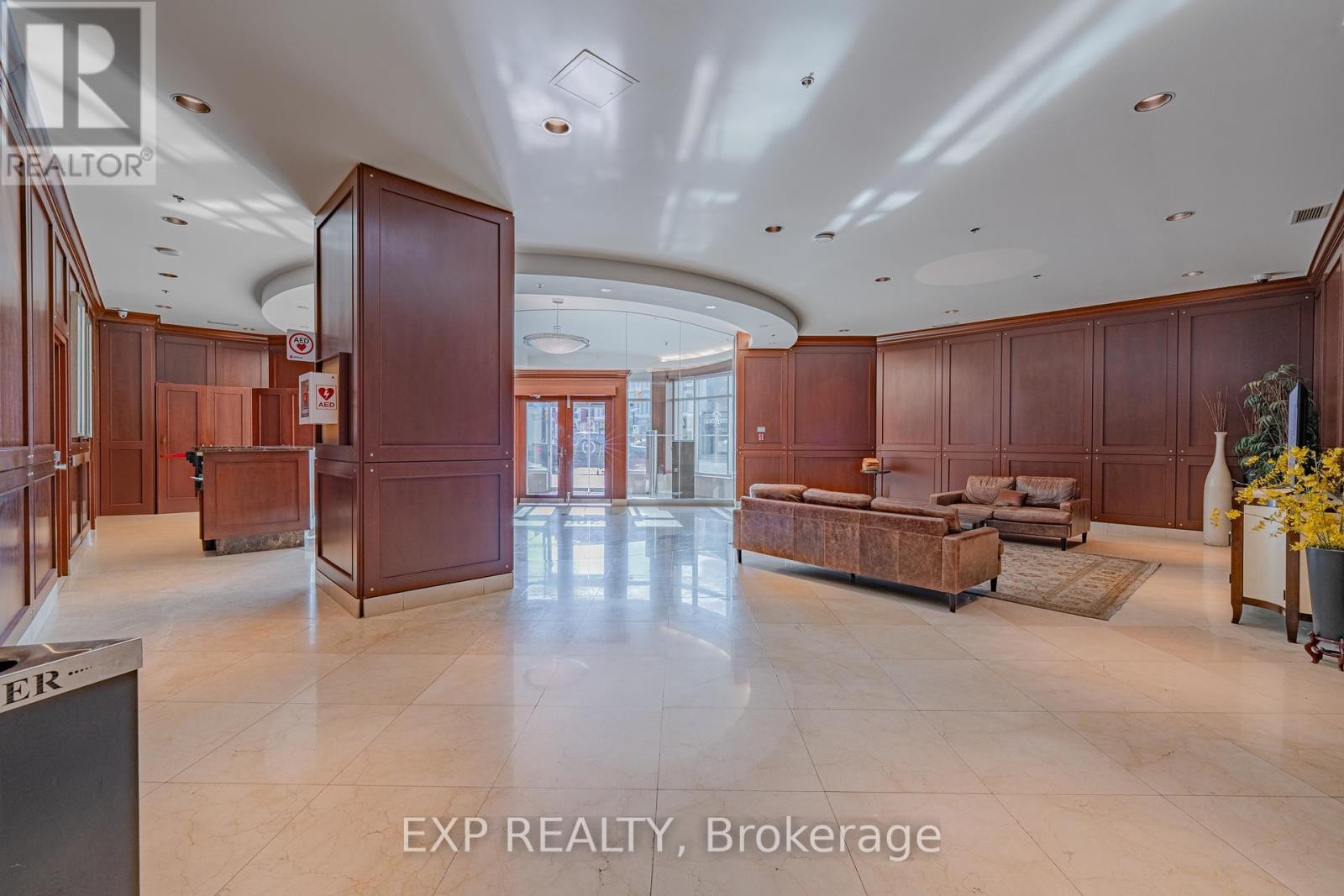 












302 - 200 RIDEAU STREET

,
Ottawa,




Ontario
K1N5Y1

