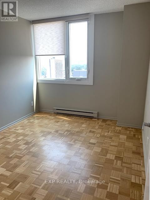 












2006 - 2625 REGINA STREET

,
Ottawa,




Ontario
K2B5W8

