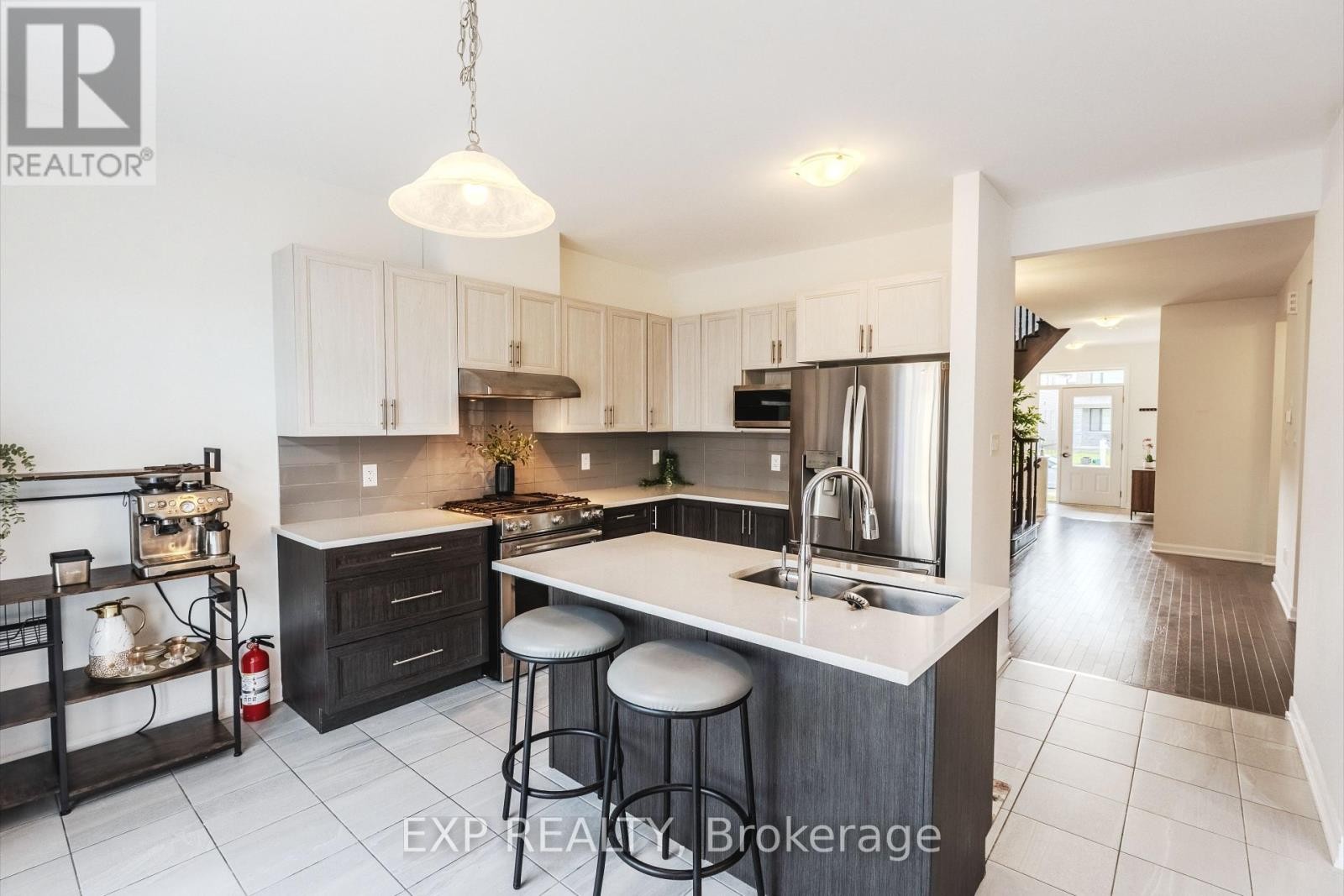 












818 CAPPAMORE DRIVE

,
Ottawa,




Ontario
K2J6V6


