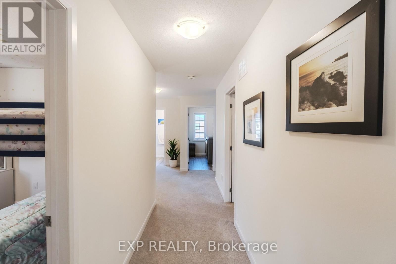 












818 CAPPAMORE DRIVE

,
Ottawa,




Ontario
K2J6V6

