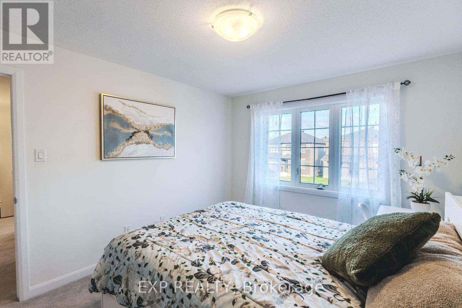 












818 CAPPAMORE DRIVE

,
Ottawa,




Ontario
K2J6V6

