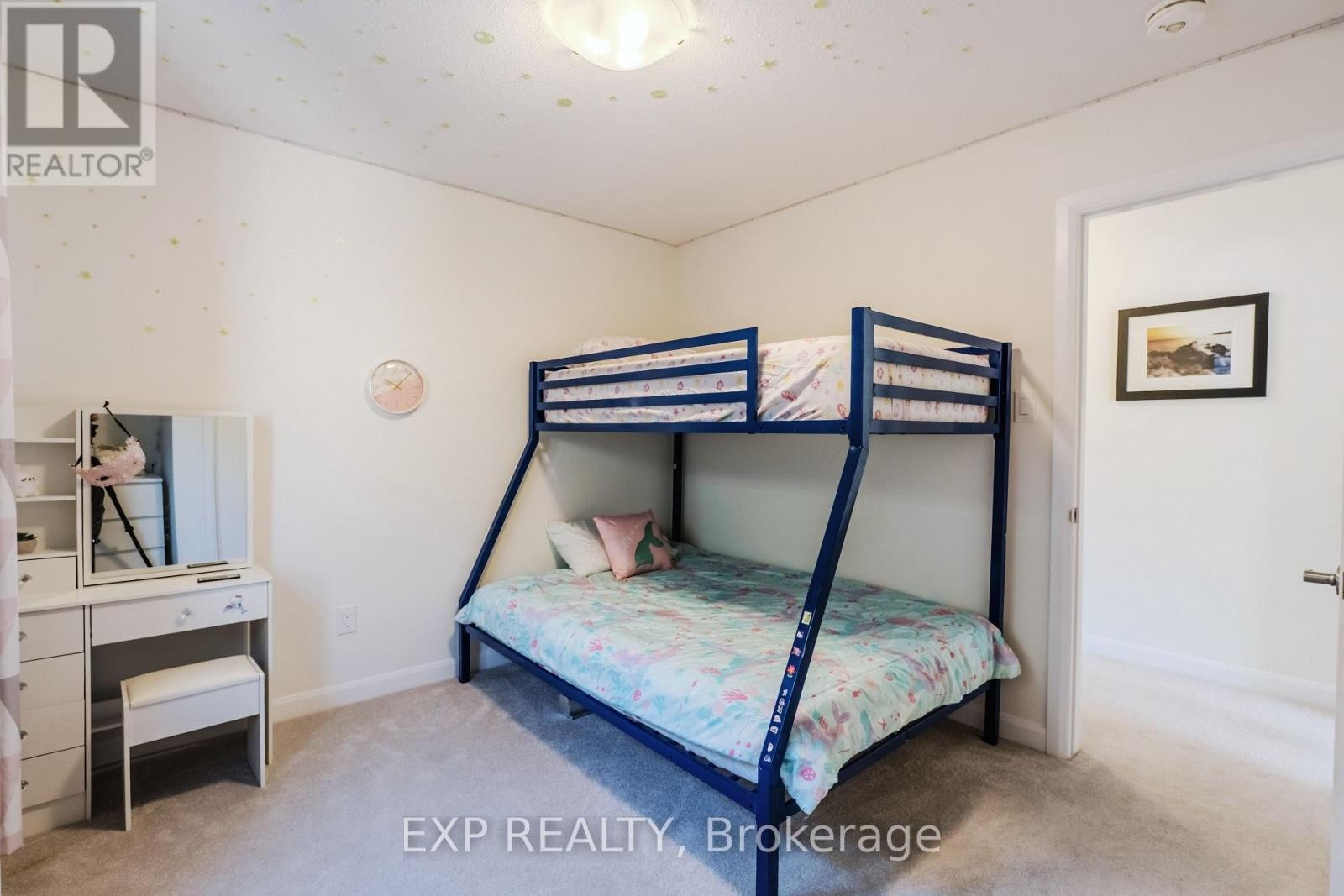 












818 CAPPAMORE DRIVE

,
Ottawa,




Ontario
K2J6V6

