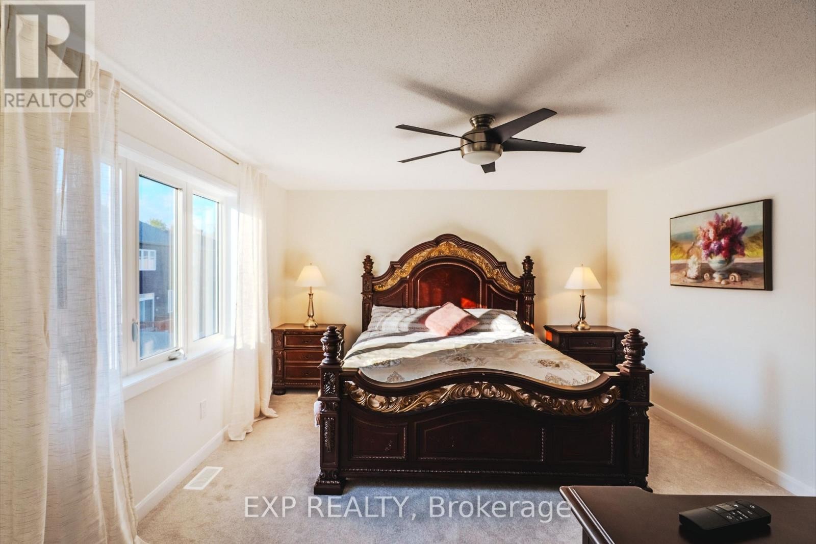 












818 CAPPAMORE DRIVE

,
Ottawa,




Ontario
K2J6V6

