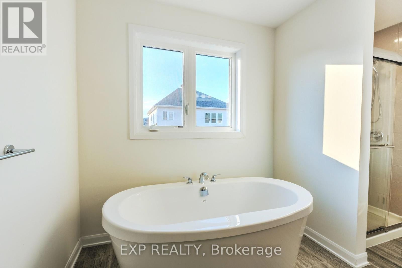 












818 CAPPAMORE DRIVE

,
Ottawa,




Ontario
K2J6V6

