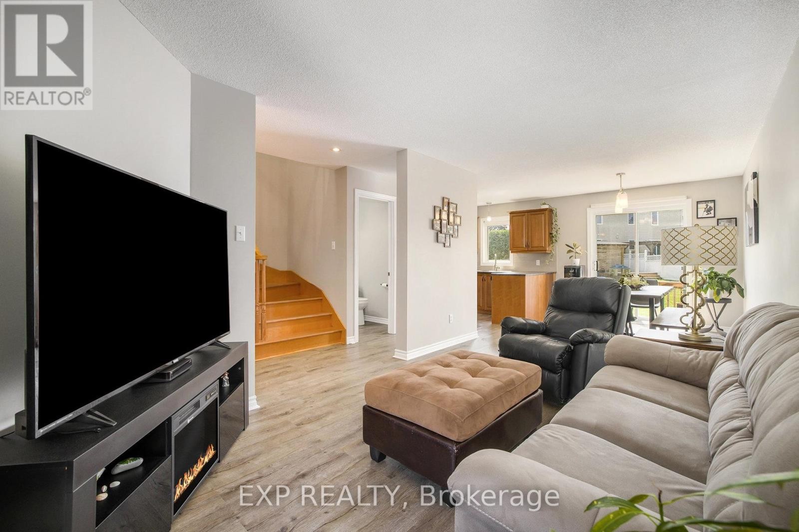 












67 LAFLECHE BOULEVARD

,
Casselman,




Ontario
K0A1M0

