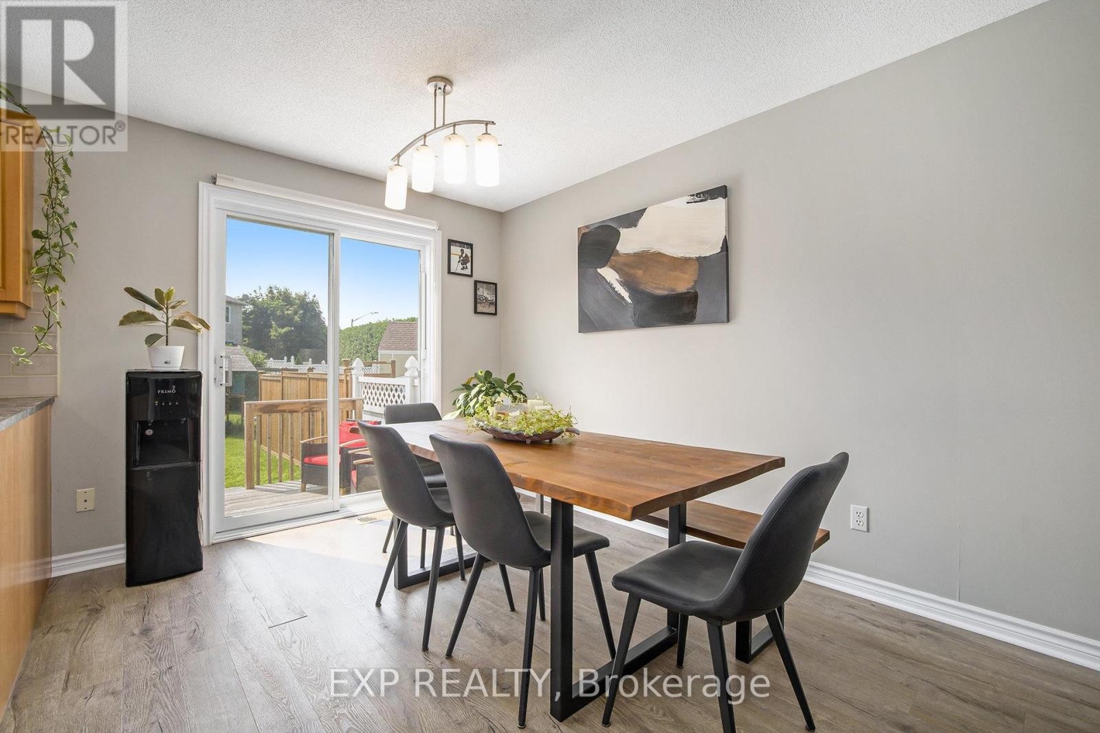 












67 LAFLECHE BOULEVARD

,
Casselman,




Ontario
K0A1M0

