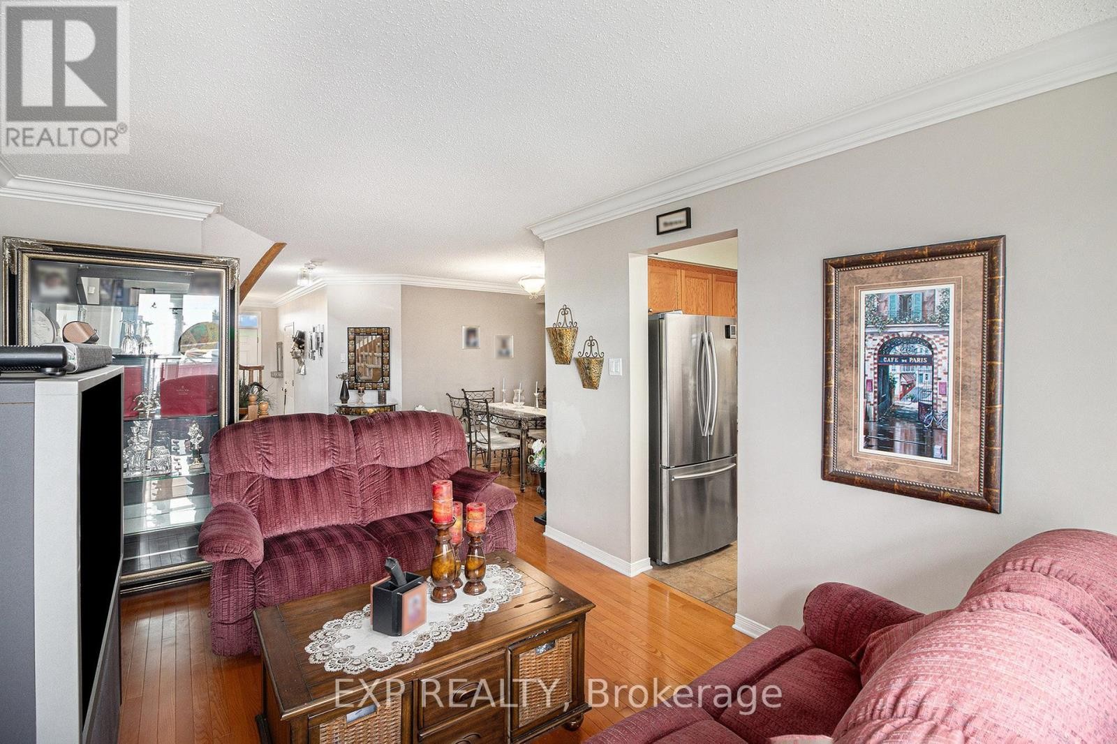 












258 TRAIL SIDE CIRCLE

,
Ottawa,




Ontario
K4A5B5

