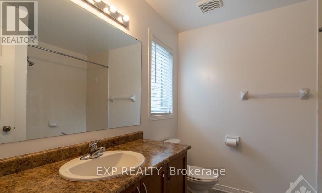 












282 MACOUN CIRCLE

,
Ottawa,




Ontario
K1T0H9

