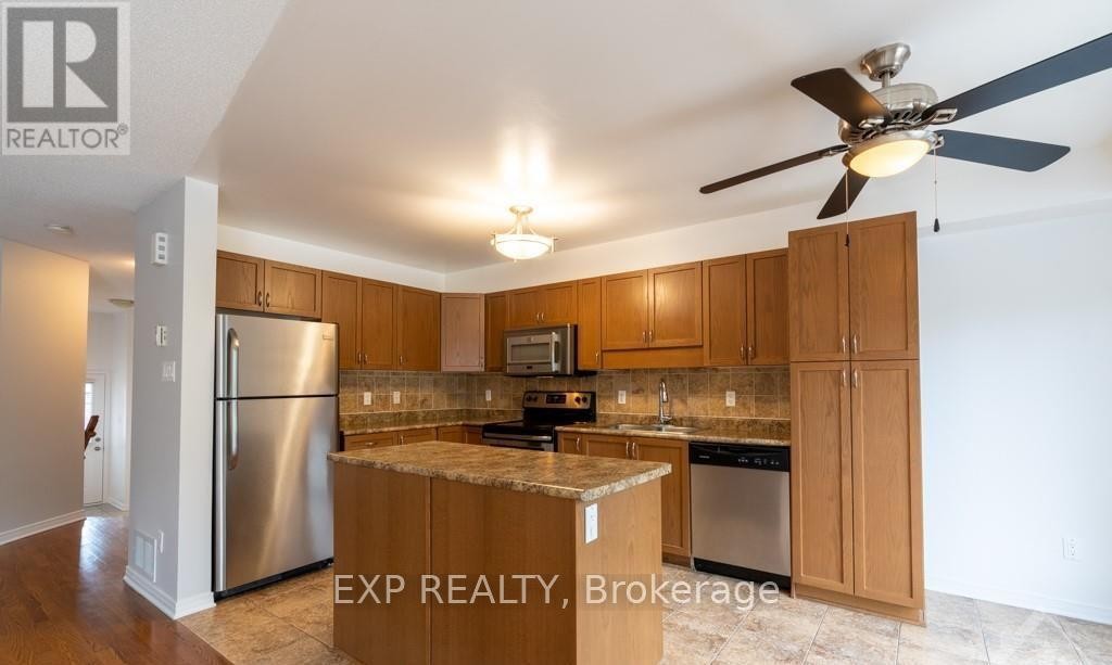 












282 MACOUN CIRCLE

,
Ottawa,




Ontario
K1T0H9


