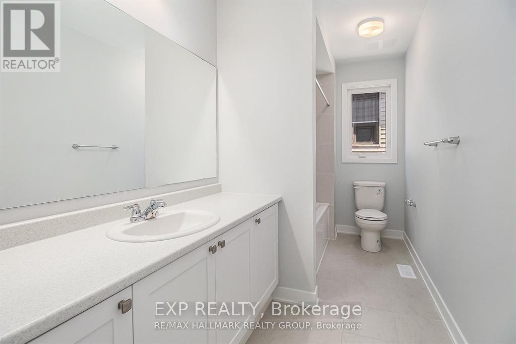 












1027 SHOWMAN STREET

,
Ottawa,




Ontario
K0A2Z0

