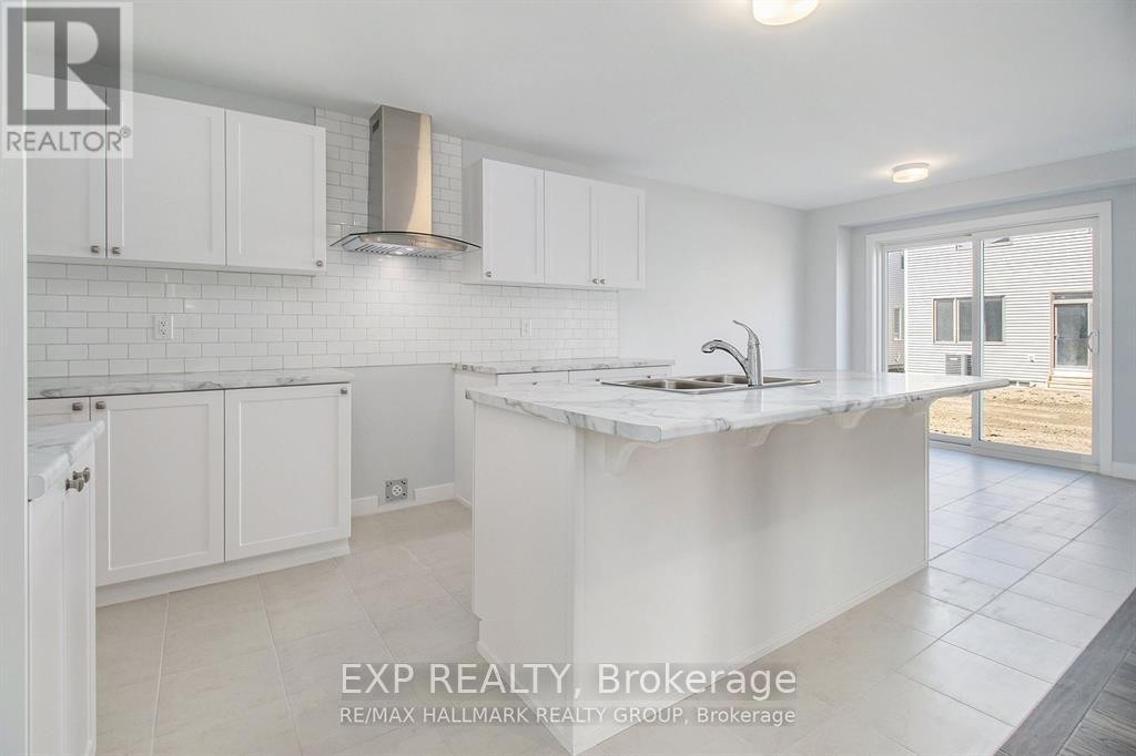 












1027 SHOWMAN STREET

,
Ottawa,




Ontario
K0A2Z0

