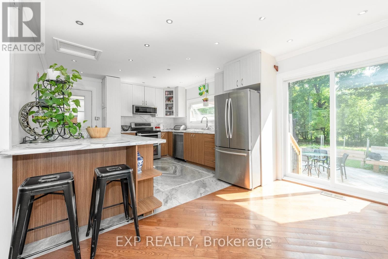 












1807 OLD SECOND LINE ROAD

,
Ottawa,




Ontario
K2K1X7

