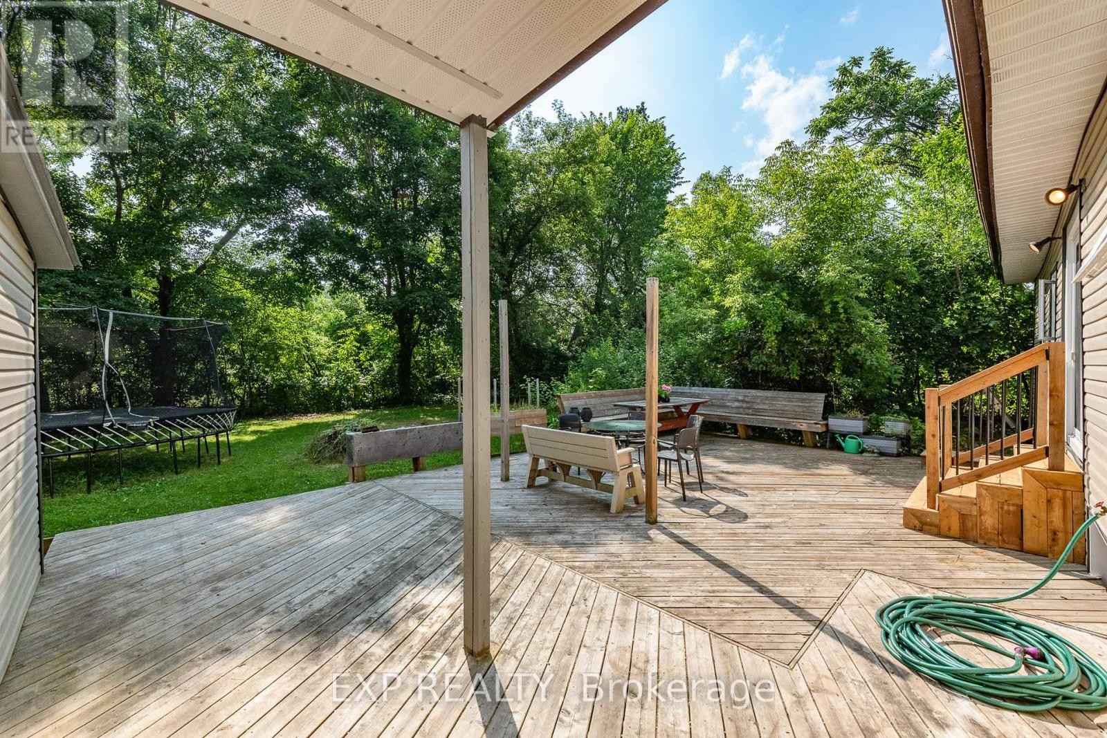 












1807 OLD SECOND LINE ROAD

,
Ottawa,




Ontario
K2K1X7

