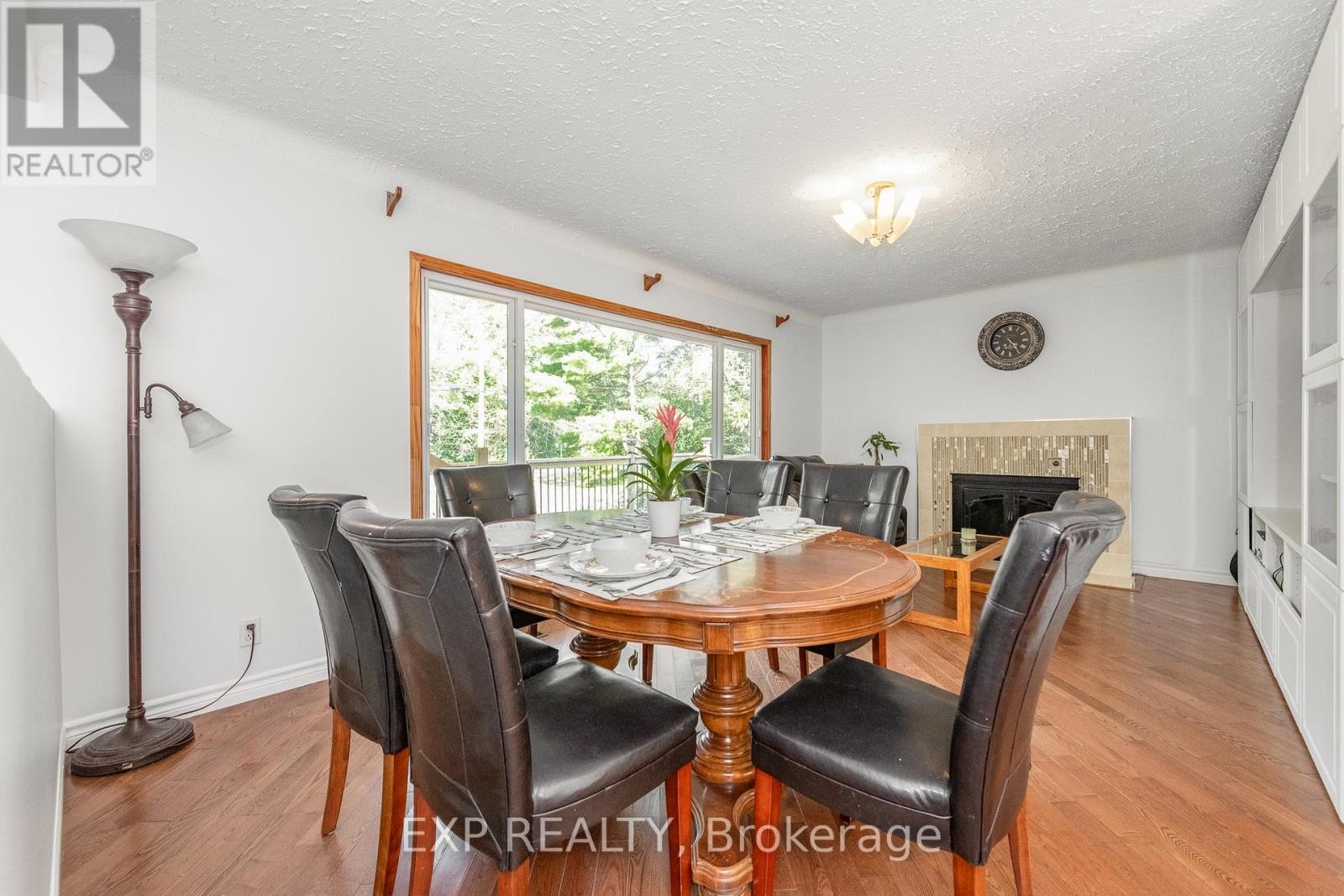 












1807 OLD SECOND LINE ROAD

,
Ottawa,




Ontario
K2K1X7


