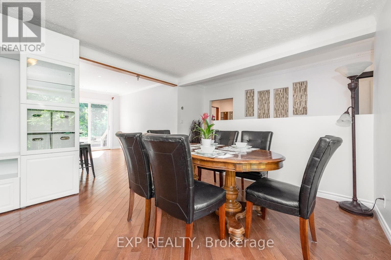 












1807 OLD SECOND LINE ROAD

,
Ottawa,




Ontario
K2K1X7

