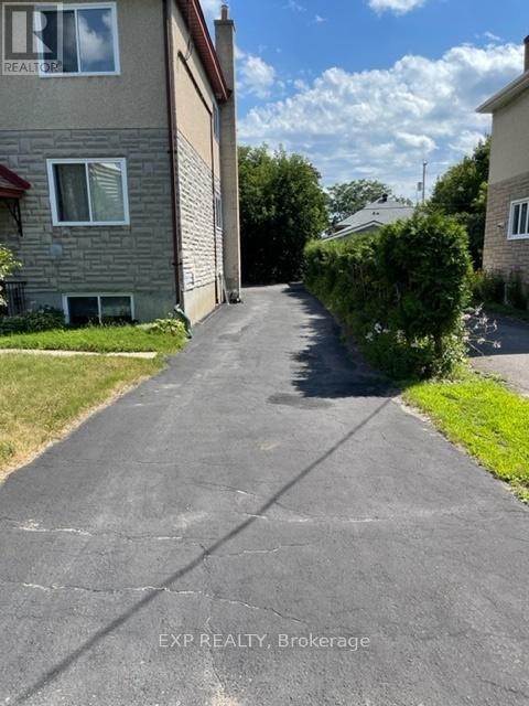 












UNIT #2 - 96 ONTARIO STREET

,
Ottawa,




Ontario
K1K1K9


