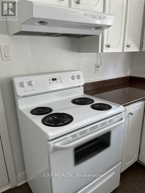 












UNIT #2 - 96 ONTARIO STREET

,
Ottawa,




Ontario
K1K1K9

