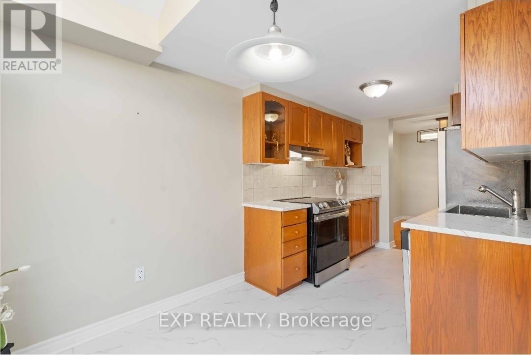 












227 MOSS GROVE STREET

,
Ottawa,




Ontario
K2J0B1

