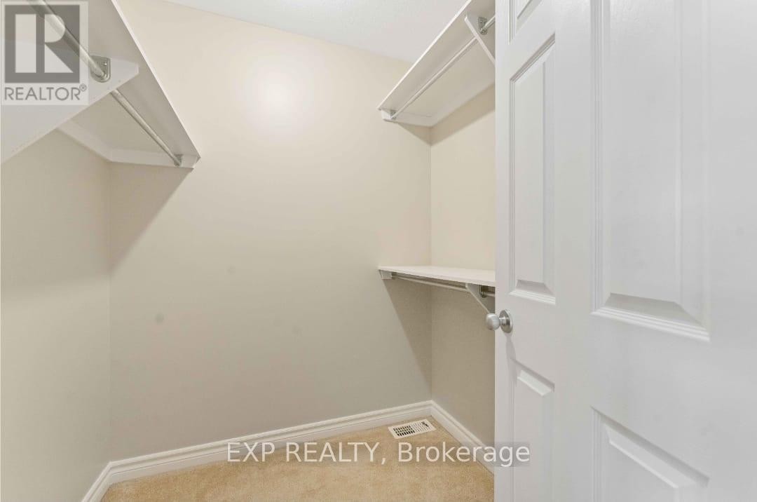 












227 MOSS GROVE STREET

,
Ottawa,




Ontario
K2J0B1

