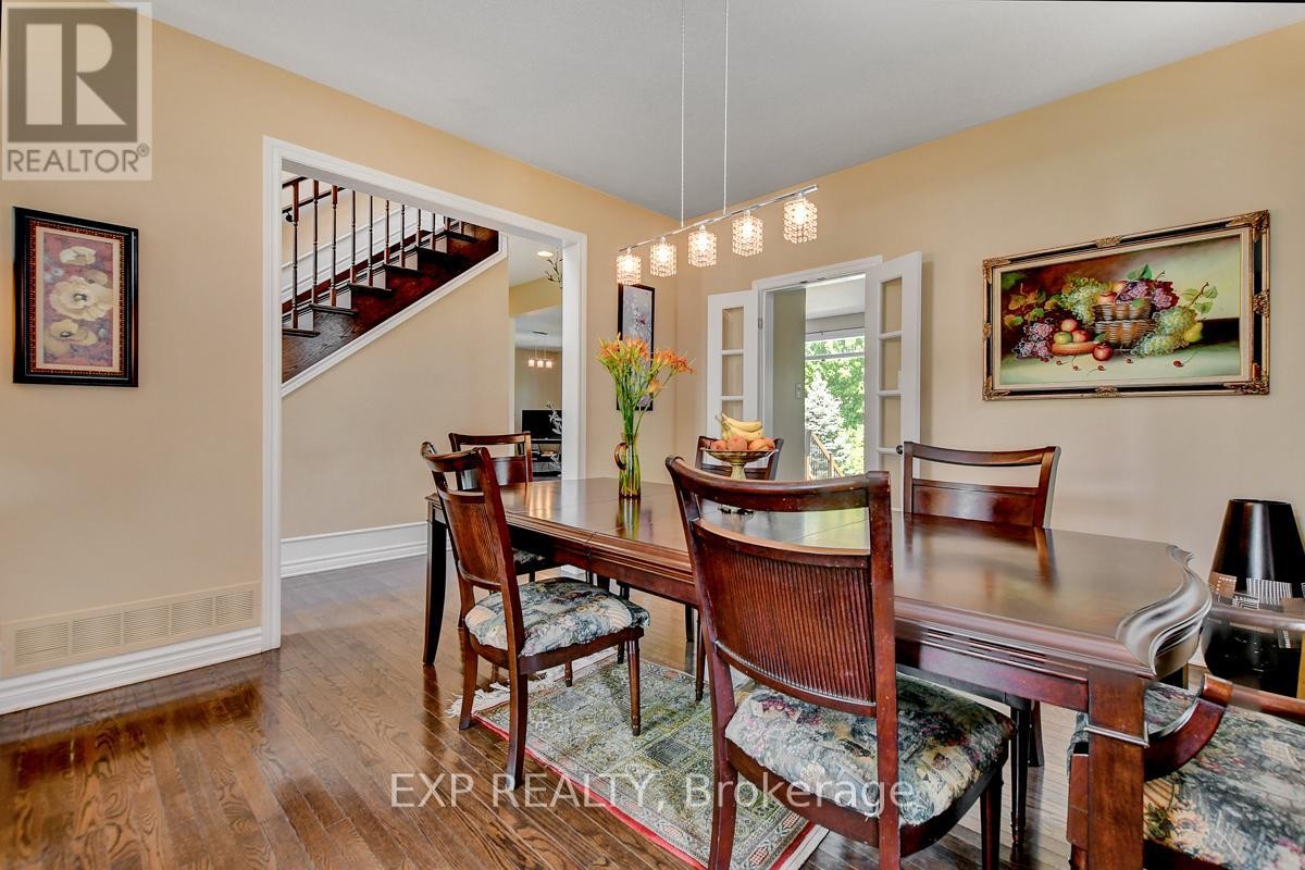












135 RIVERSEDGE CRESCENT

,
Ottawa,




Ontario
K1V0Z8

