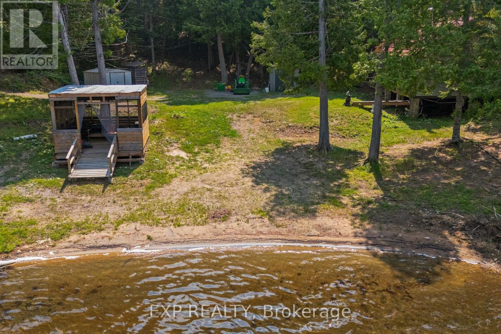 












366 HOLLY LANE

,
Brudenell, Lyndoch and Raglan,




Ontario
K0J2A0

