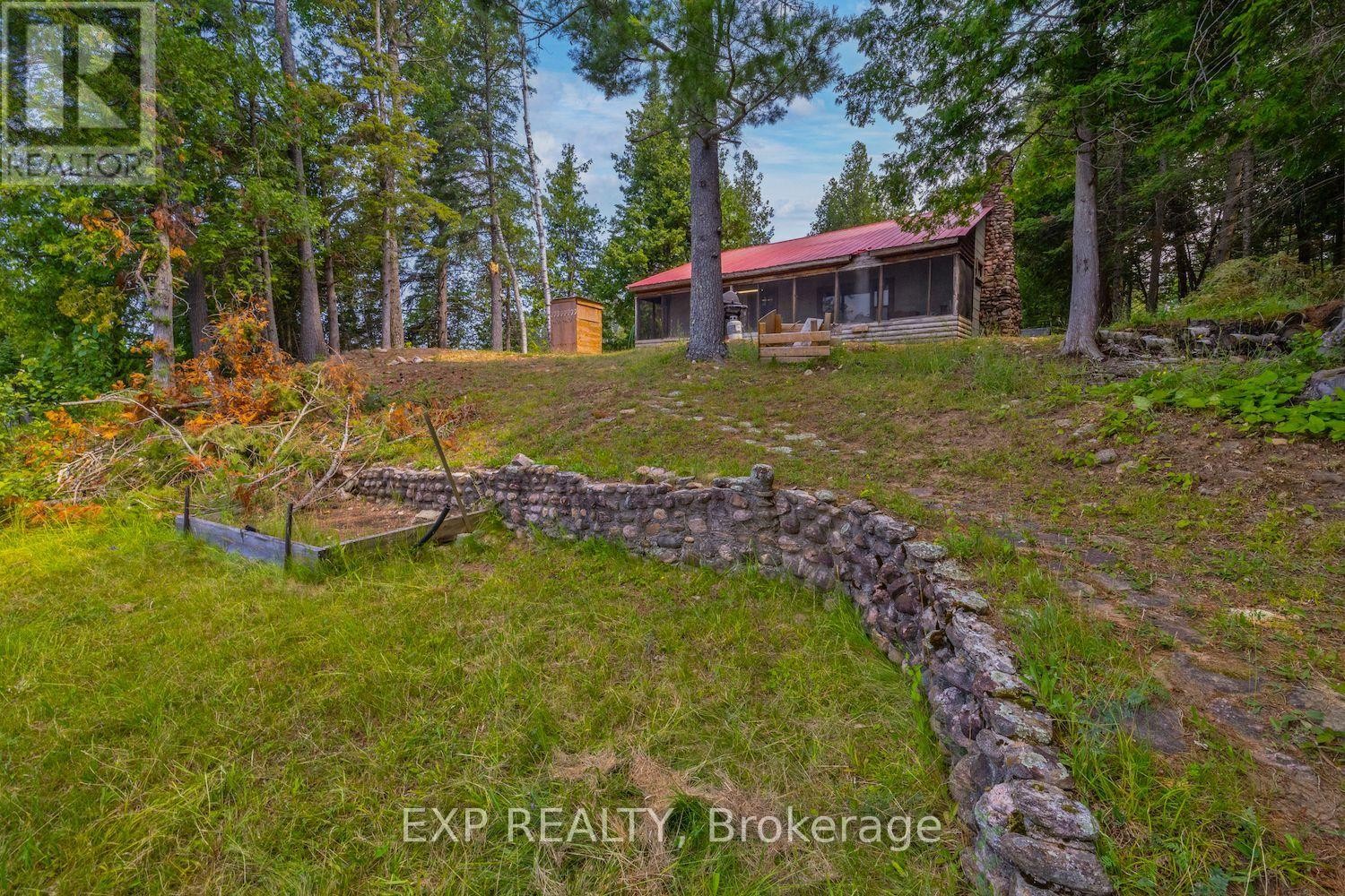 












366 HOLLY LANE

,
Brudenell, Lyndoch and Raglan,




Ontario
K0J2A0


