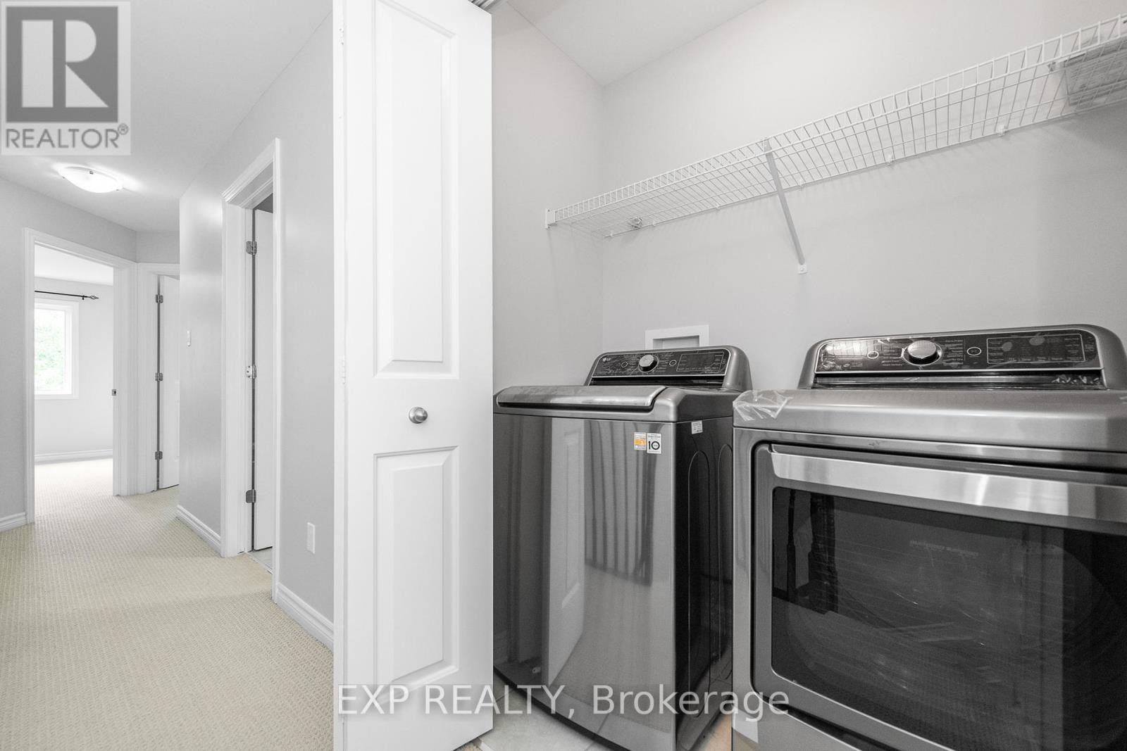 












241 KING STREET

,
Carleton Place,




Ontario
K7C1G3

