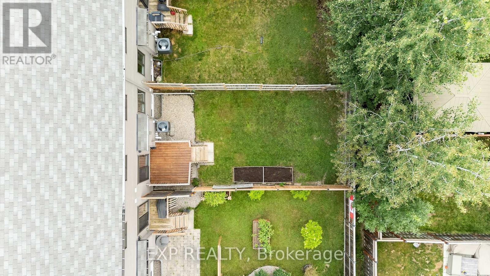 












241 KING STREET

,
Carleton Place,




Ontario
K7C1G3

