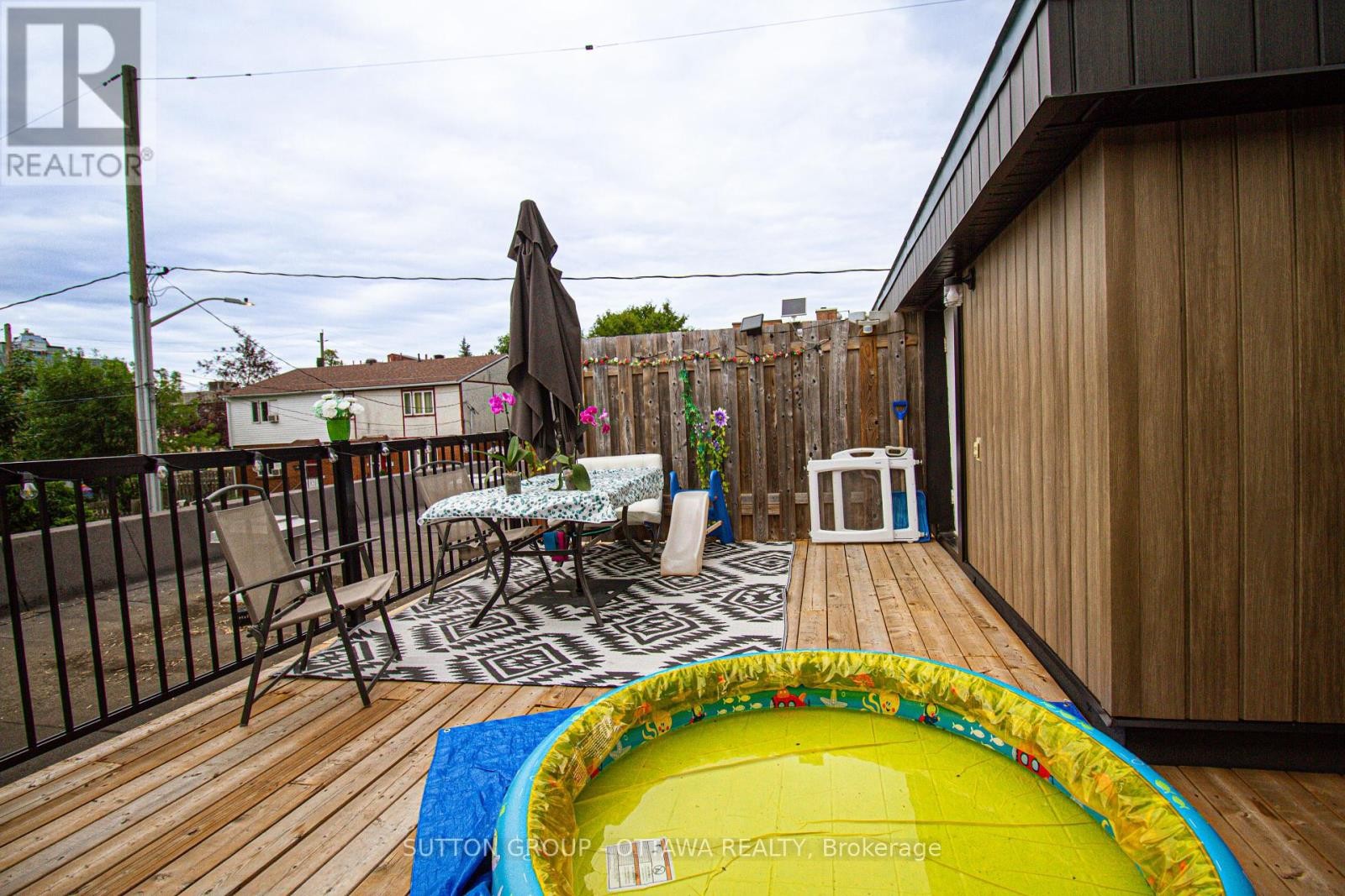 












309 CYR AVENUE

,
Ottawa,




Ontario
K1L7N6

