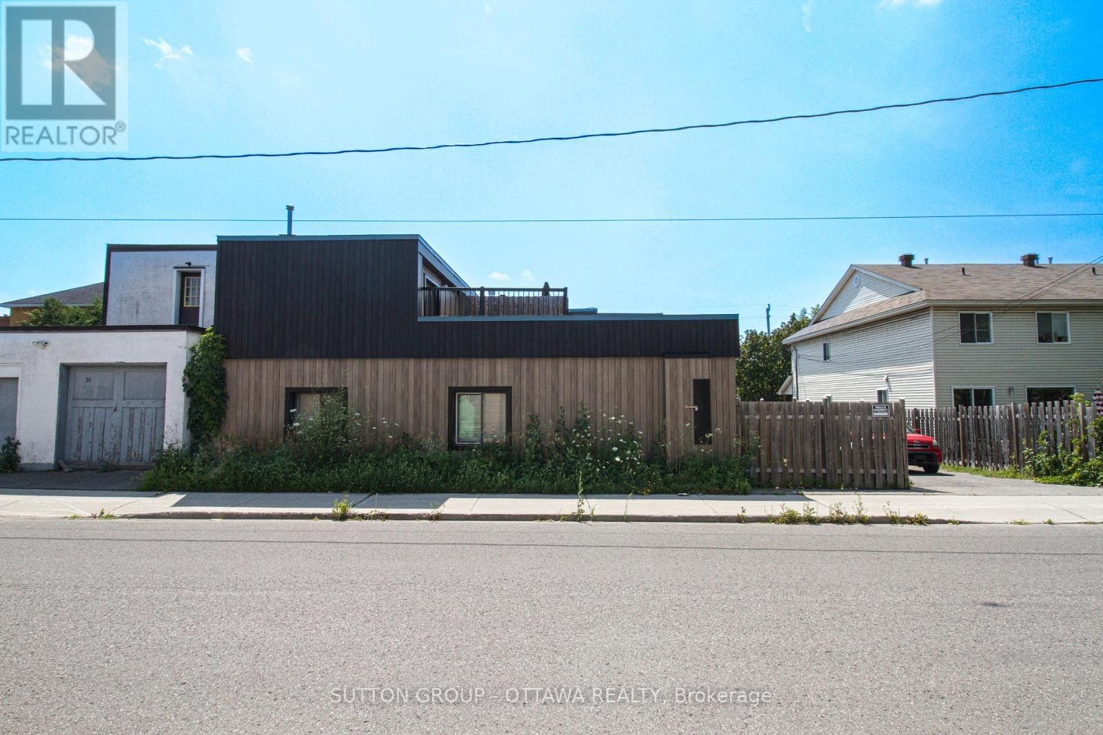 












309 CYR AVENUE

,
Ottawa,




Ontario
K1L7N6

