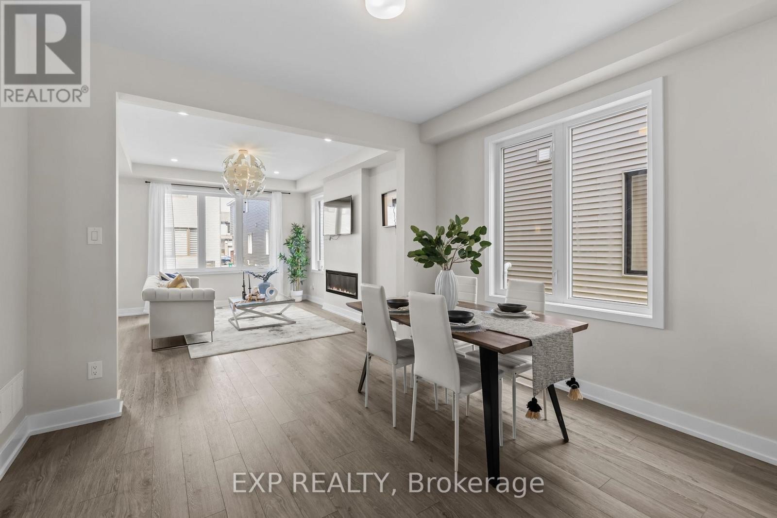 












288 BILLRIAN CRESCENT S

,
Ottawa,




Ontario
K2S3A4

