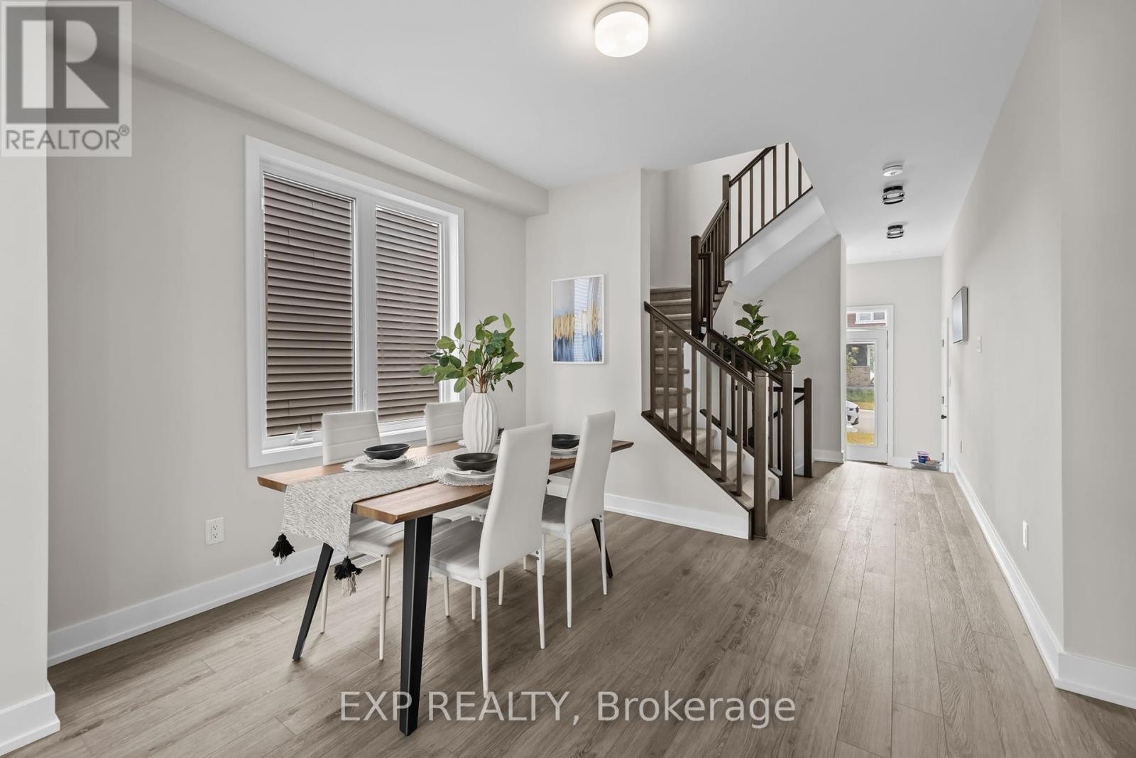 












288 BILLRIAN CRESCENT S

,
Ottawa,




Ontario
K2S3A4

