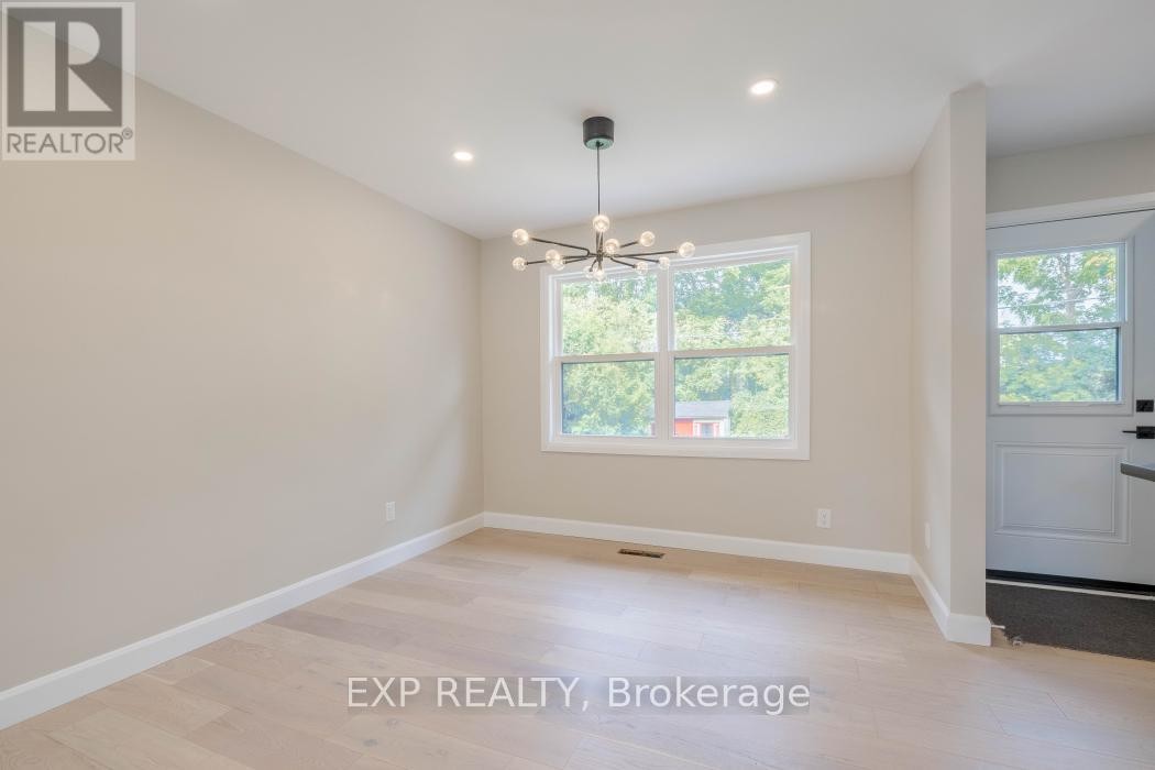 












1940 NORWOOD AVENUE

,
Ottawa,




Ontario
K1H5K6

