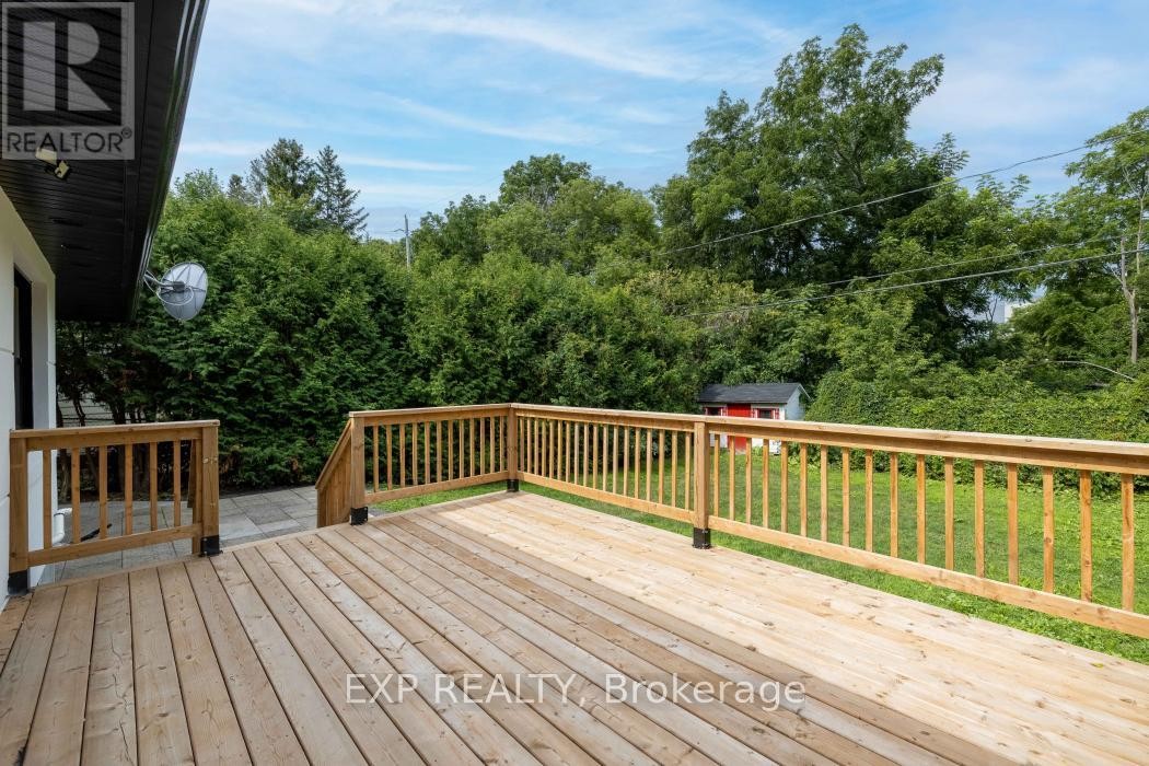 












1940 NORWOOD AVENUE

,
Ottawa,




Ontario
K1H5K6


