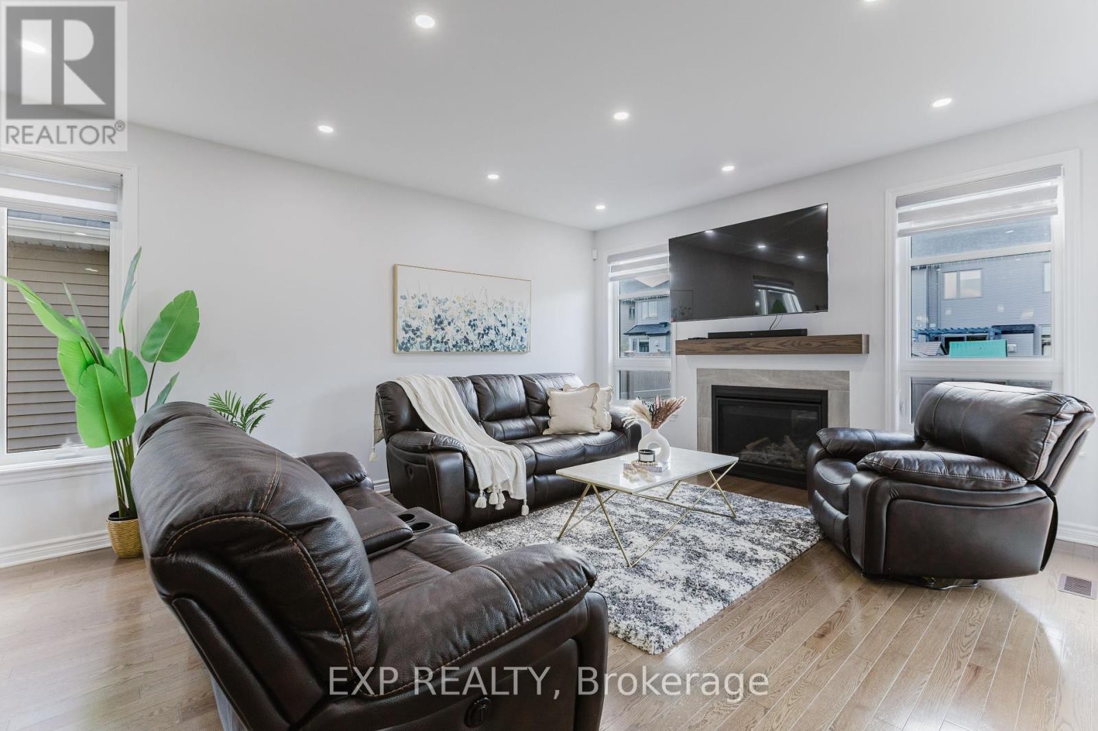 












80 PALFREY WAY

,
Ottawa,




Ontario
K2V0B3

