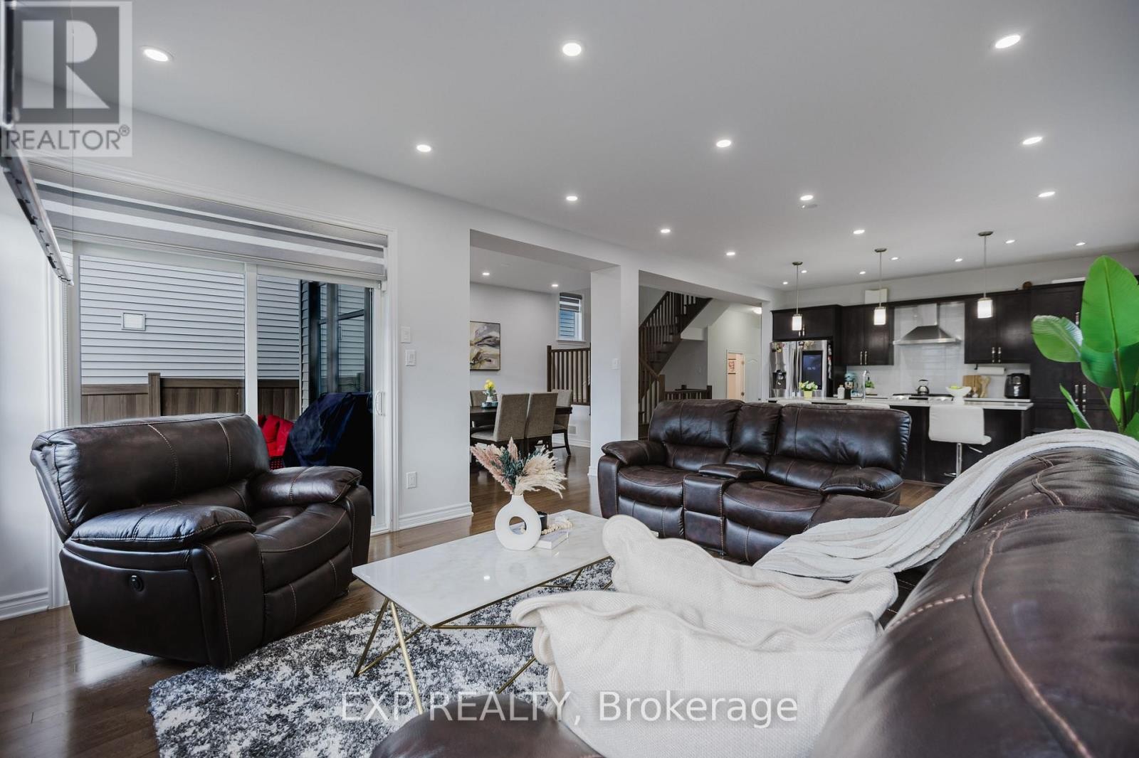 












80 PALFREY WAY

,
Ottawa,




Ontario
K2V0B3

