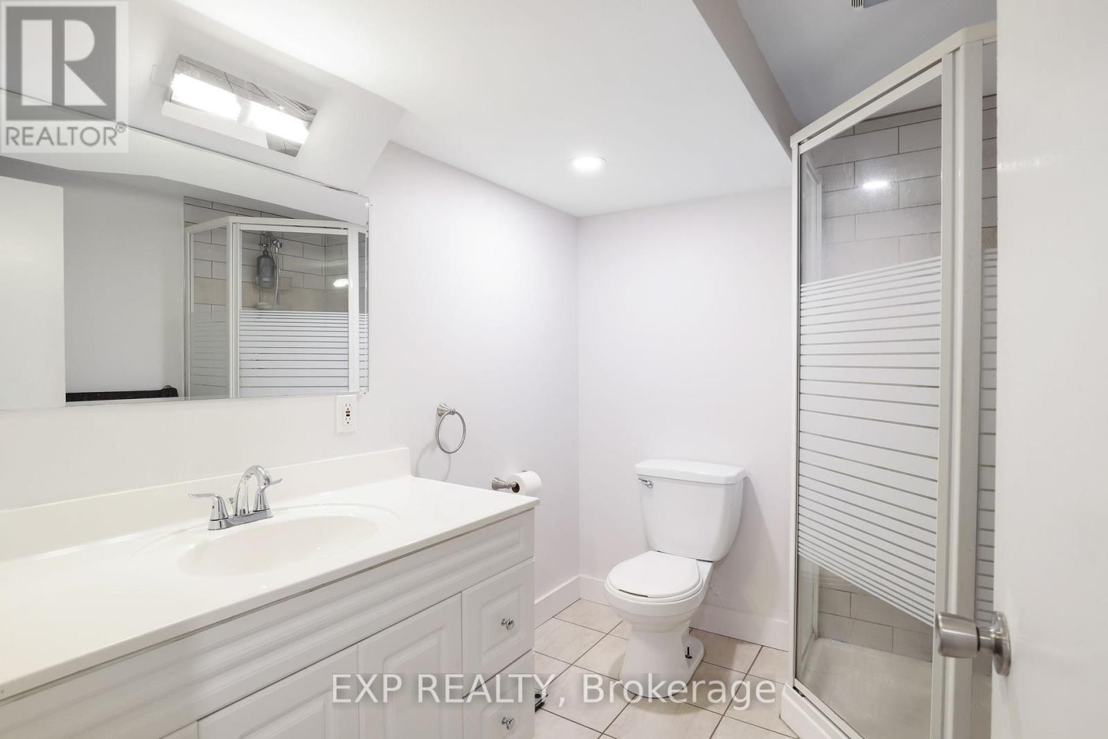 












1382 FISHER AVENUE

,
Ottawa,




Ontario
K2C1X1

