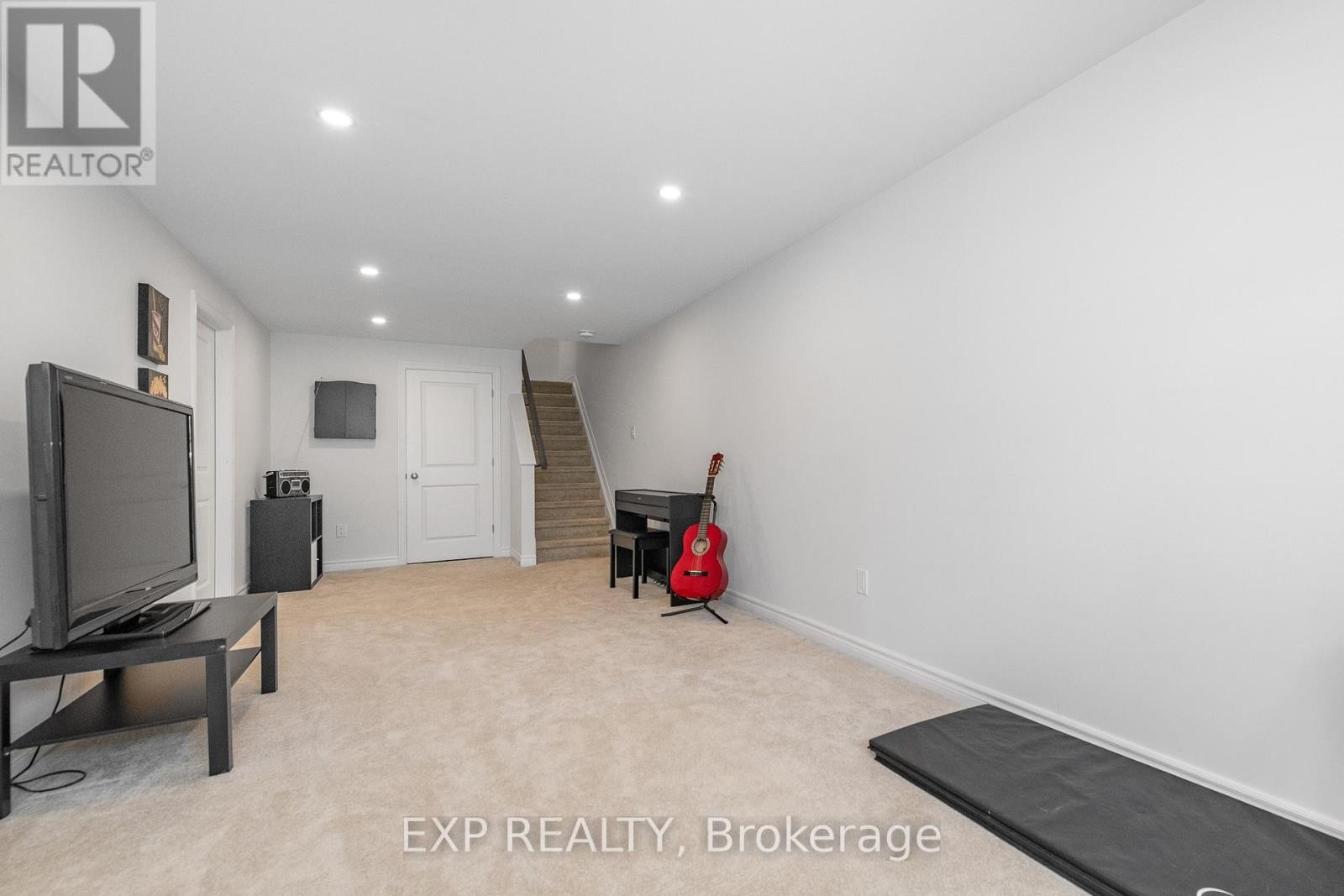 












709 CAPRICORN CIRCLE

,
Ottawa,




Ontario
K4M0J5

