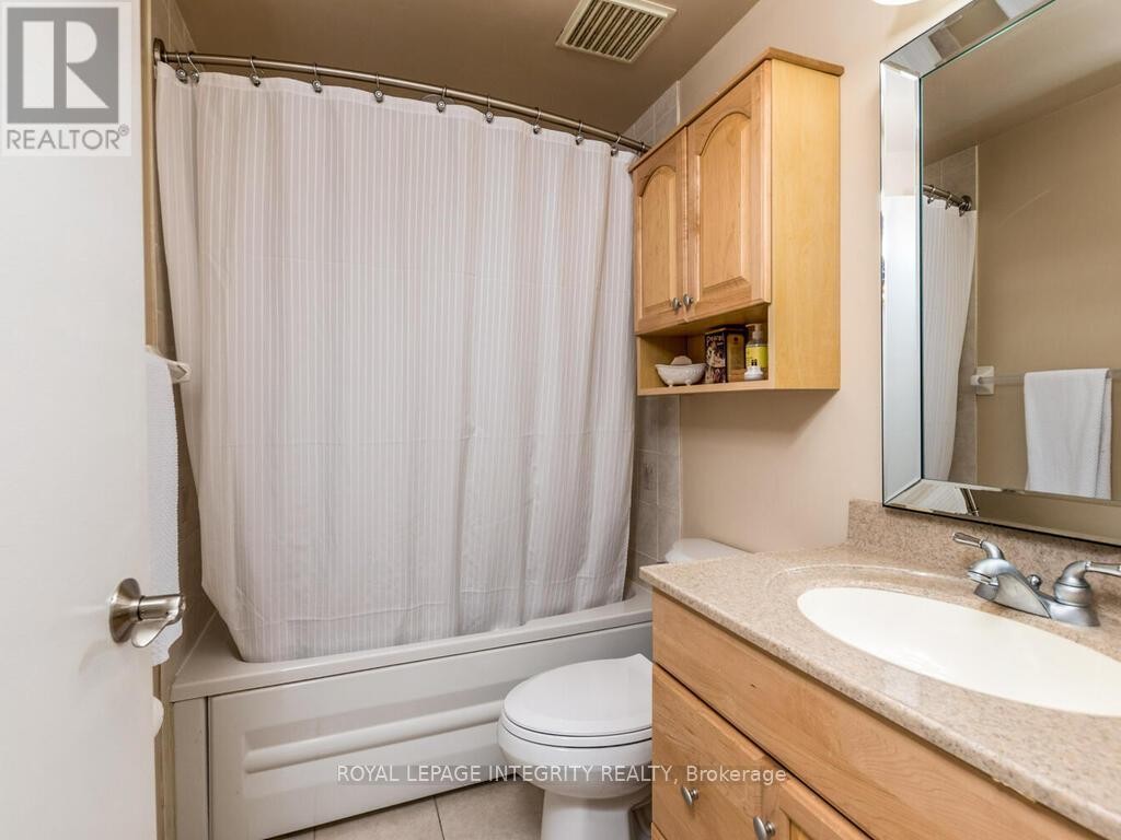 












27 - 655 RICHMOND ROAD

,
Ottawa,




Ontario
K2A3Y3

