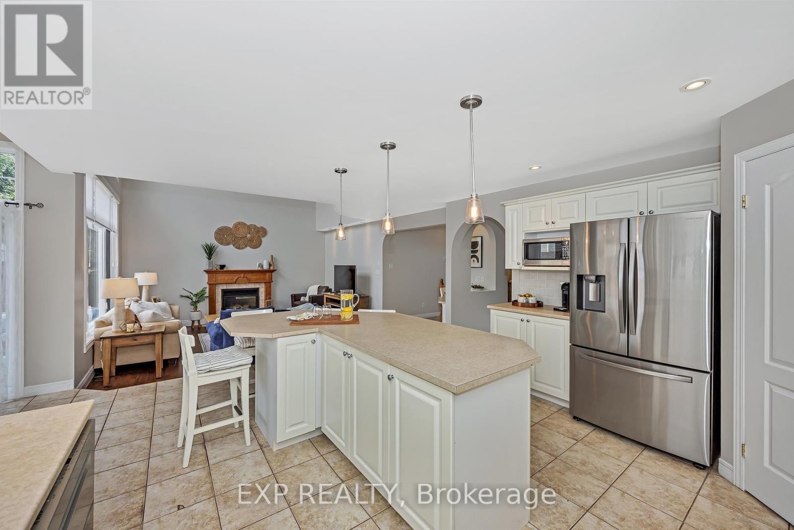 












3722 MOUNTAIN MEADOWS CRESCENT N

,
Ottawa,




Ontario
K1V1V7

