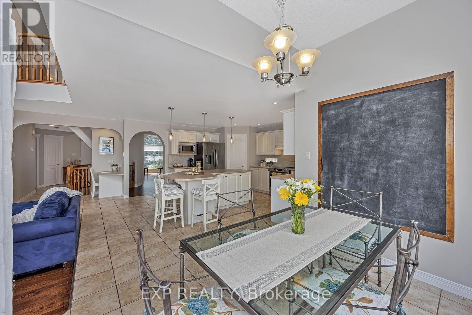 












3722 MOUNTAIN MEADOWS CRESCENT N

,
Ottawa,




Ontario
K1V1V7

