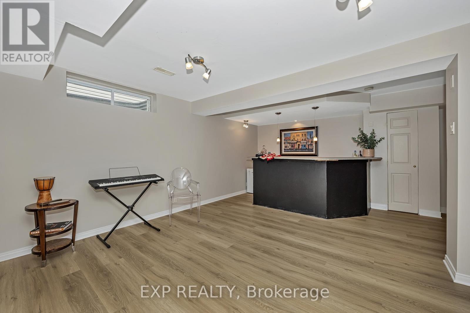 












3722 MOUNTAIN MEADOWS CRESCENT N

,
Ottawa,




Ontario
K1V1V7

