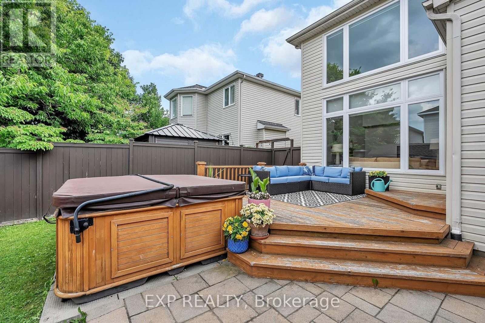 












3722 MOUNTAIN MEADOWS CRESCENT N

,
Ottawa,




Ontario
K1V1V7

