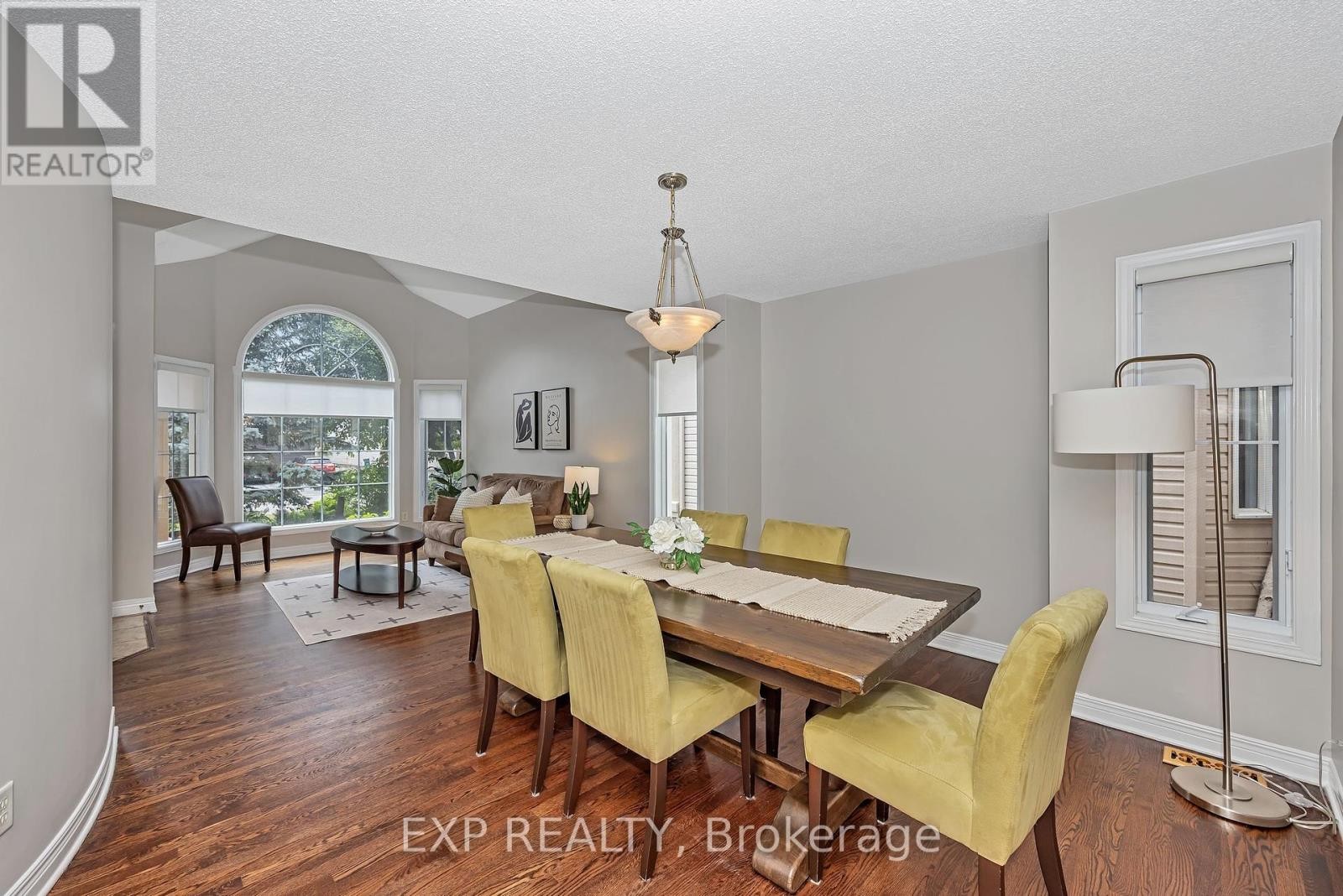 












3722 MOUNTAIN MEADOWS CRESCENT N

,
Ottawa,




Ontario
K1V1V7


